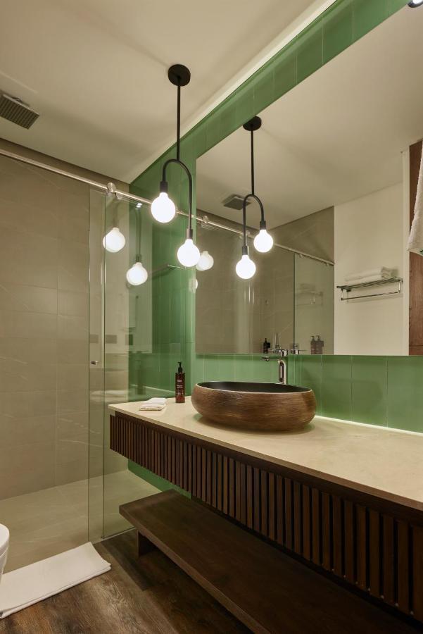 Hotel Blues 4*